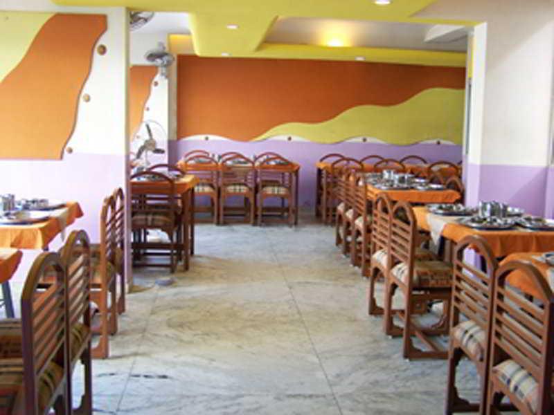 Hotel Jal Sagar Vadodara Zewnętrze zdjęcie